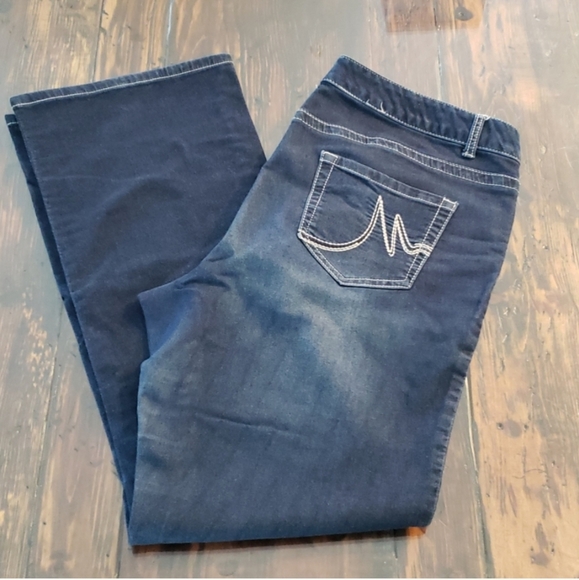 Maurices jeans - Picture 1 of 5